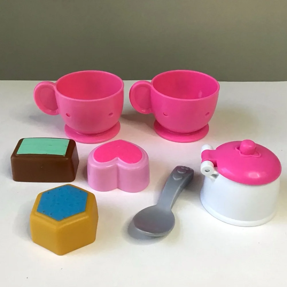 Fisher Price Sweet Manners Tea Set 7 Pieces Cups Sugar Bowl Shape Treats Spoon